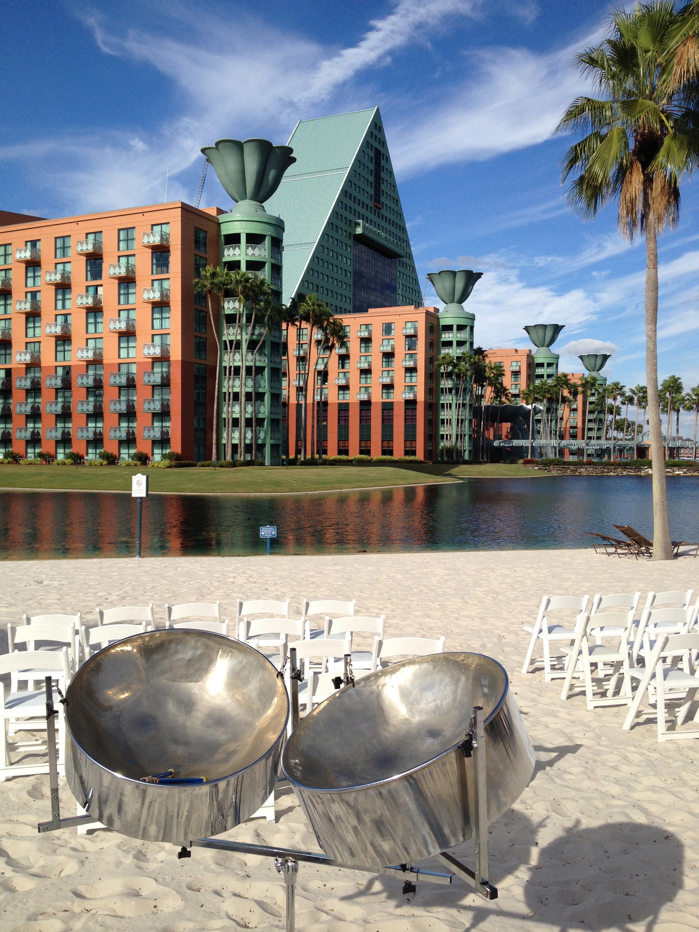 Wedding Ceremony At The Disney Swan And Dolphin Resort